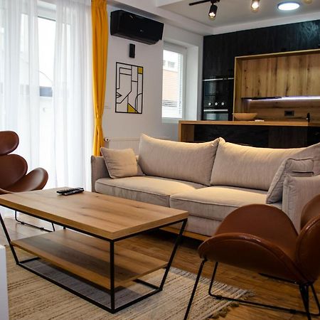 Lovely 1-Bedroom Rental Unit With Free Parking Szkopje Kültér fotó