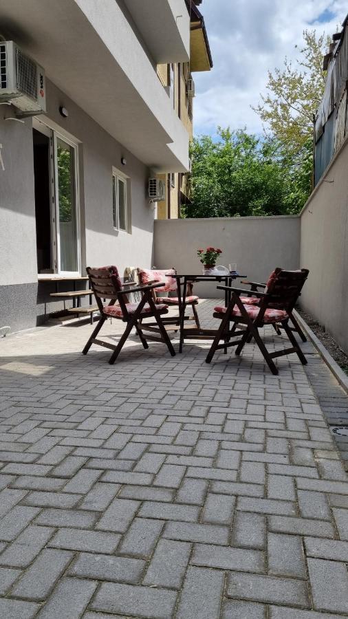 Lovely 1-Bedroom Rental Unit With Free Parking Szkopje Kültér fotó